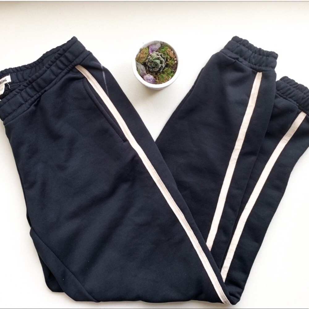 Billabong sweatpants